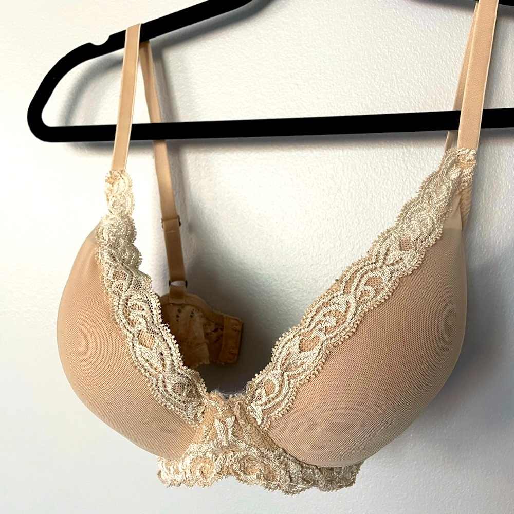 Natori Feathers Plunge T-Shirt Lace Trimmed Cream Bra